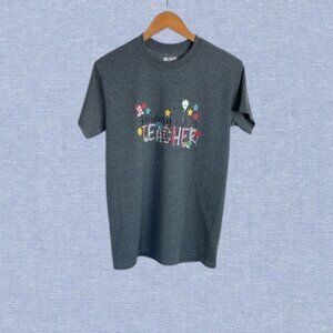 🛎️ 5/$20 Kindergarten Teacher T Shirt Size S